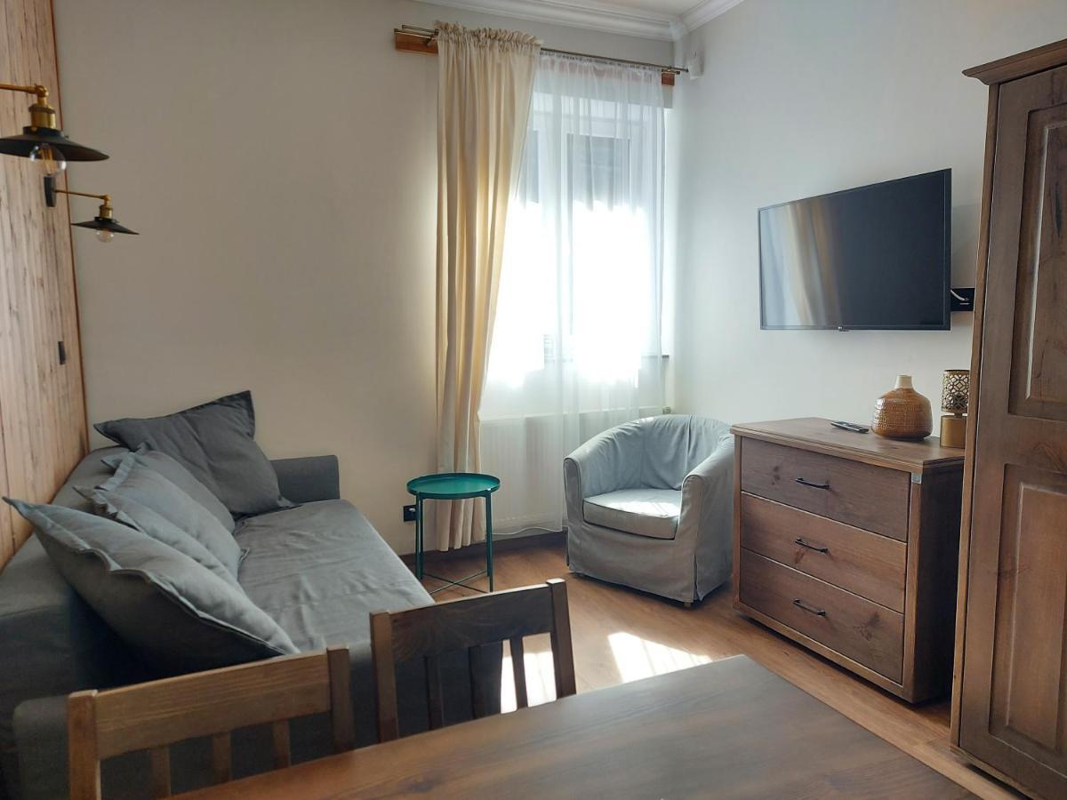 4 Strony Swiata Pokoje I Apartamenty 德兹维济诺 外观 照片