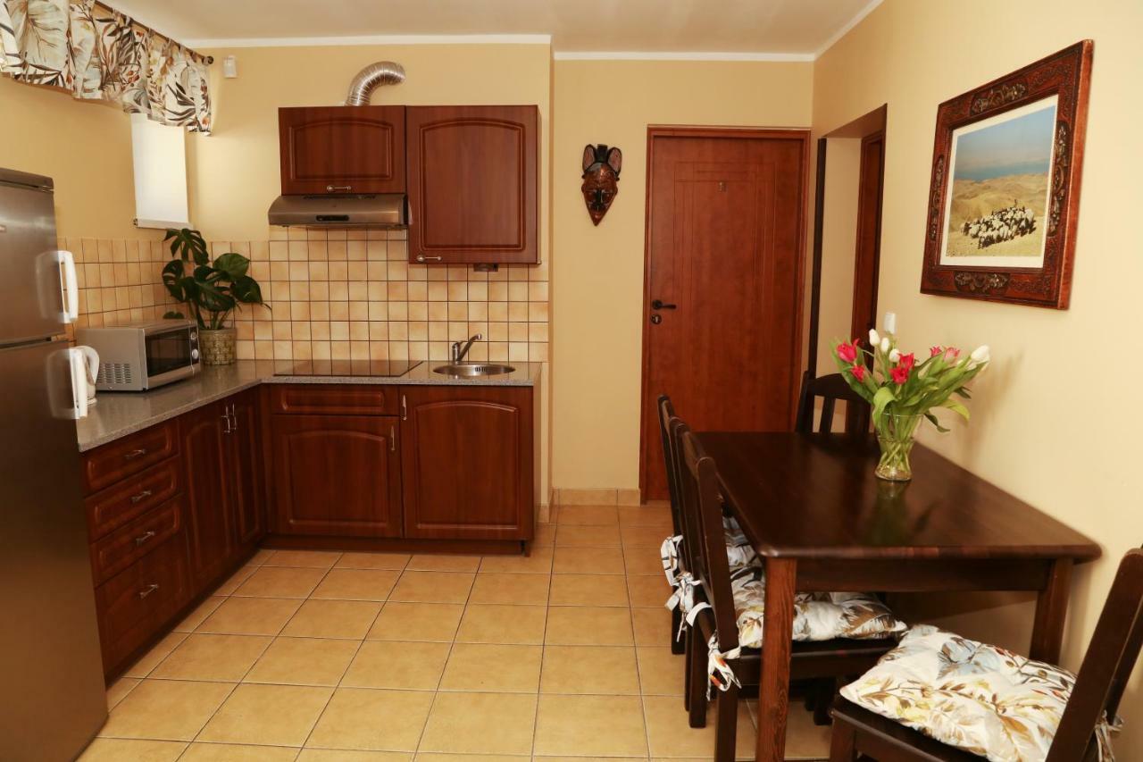 4 Strony Swiata Pokoje I Apartamenty 德兹维济诺 外观 照片